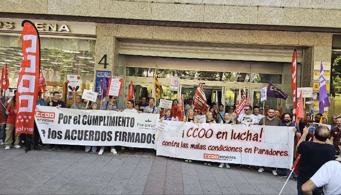 CCOO se concentra en la sede de Paradores por el desbloqueo de la negociación del Convenio Colectivo