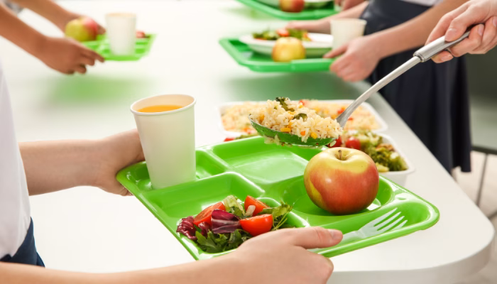 Los numerosos impagos en Catering 45 llevan a la huelga a sus empleadas