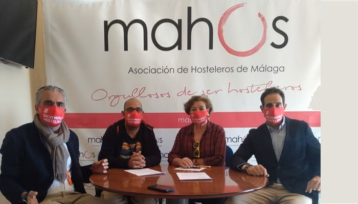 Patronal y sindicatos amplían vigencia Convenio Hostelería a 2025 y modifican las tablas salariales por la influencia del covid en la economía